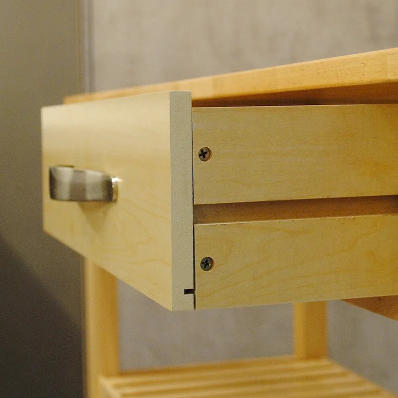Îlot de cuisine et desserte au design simple, deux étagères de présentation et 2 tiroirs avec plateau en bois